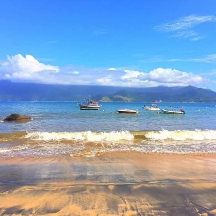 Suite Pe Na Areia- Espaco Independente Na Praia Do Curral Com Localizacao Privilegiada - Simplicidade E Comodidade Com O Por Do Sol Mais Lindo De Ilhabela - Melhor Custo Beneficio Para Ate 4 Pessoas , Na Av Jose Pacheco Do Nascimento Nº 7682 Ngoại thất bức ảnh